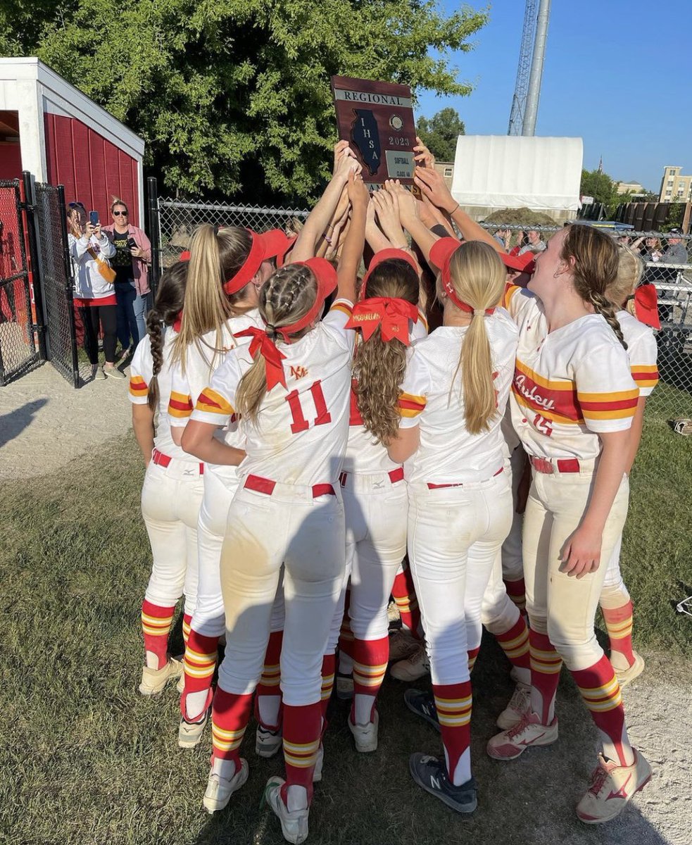 Mother McAuley HS (@mcauleymacs) on Twitter photo The Mighty Macs are Regional Champs for the first time since 2015! Congratulations to this incredible team❤️💛<a href="/SoftballMcAuley/">McAuley Softball</a>
The Macs will take on Marist today in the Sectional Semi-Final at 4:30 at Marist!
📣MACNATION come cheer on our Macs! The Mighty Macs are Regional Champs for the first time since 2015! Congratulations to this incredible team❤️💛<a href="/SoftballMcAuley/">McAuley Softball</a>
The Macs will take on Marist today in the Sectional Semi-Final at 4:30 at Marist!
📣MACNATION come cheer on our Macs!