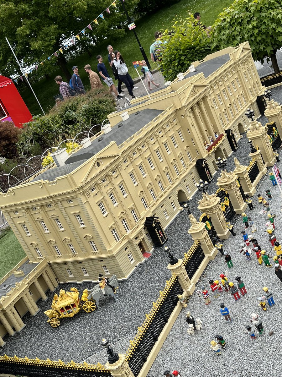 Buckingham Palace and the Gold State Coach at Legoland