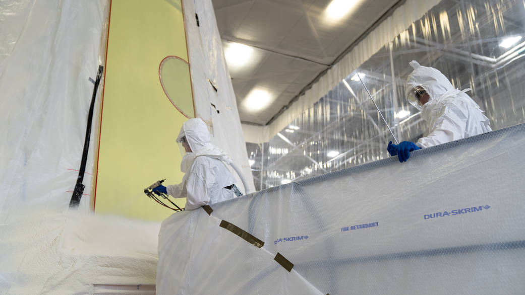 Good news! Technicians at <a href="/NASA_Marshall/">NASA Marshall</a> finished applying the thermal protection system material to <a href="/NASA_SLS/">ARCHIVED: NASA_SLS</a>'s launch vehicle stage adapter for #Artemis III. The coating protects several systems from the extreme temperatures experienced during launch. go.nasa.gov/3C2xjLf