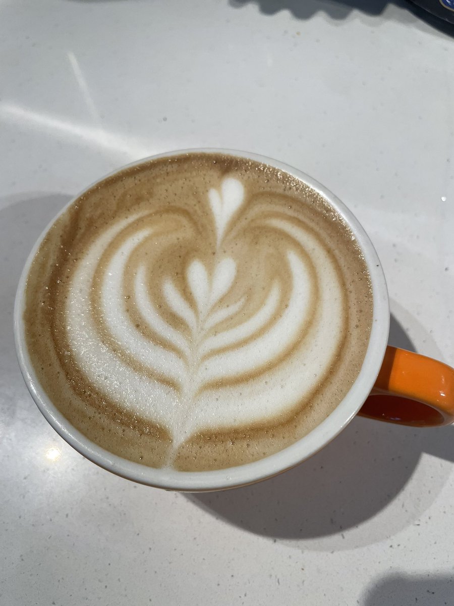 __chriistine's tweet image. it’s been a minute