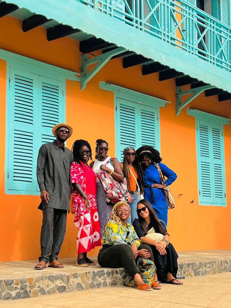 We did it again! Only this time we added another country. That’s a wrap! Thank you to everyone who attended this years TELLS TRIPS to #Senegal and #TheGambia 🇸🇳 🇬🇲 

#africatravel #grouptravel #africa