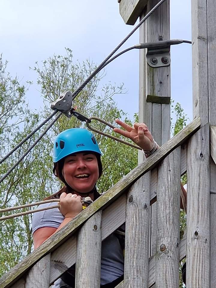 I've faced some challenges in my time but this was something else! It was so tough with not having any upper body strength 😫 My white lips! 🙈🤢😂
I kept pushing even when my body froze and got across in the end 🤣😂
#highropes #PrimroseValley @haven