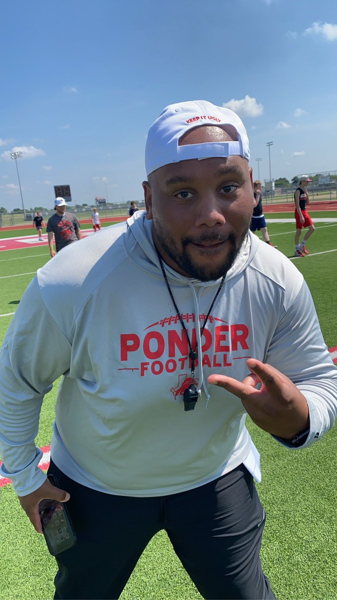 blitzemD's tweet photo. Great first day of @PonderLionPride Maker Football Camp with 82 K-5th graders and 85 6th-9th graders!  Fantastic turnout and will have even more here tomorrow!  FUTURE OF PONDER FOOTBALL IS BRIGHT! #FAM1LY #OnePride #WeSeeRed @ponderisdlions @Matt_Stepp817 @JohnFields0 https://t.co/241LnTNWny