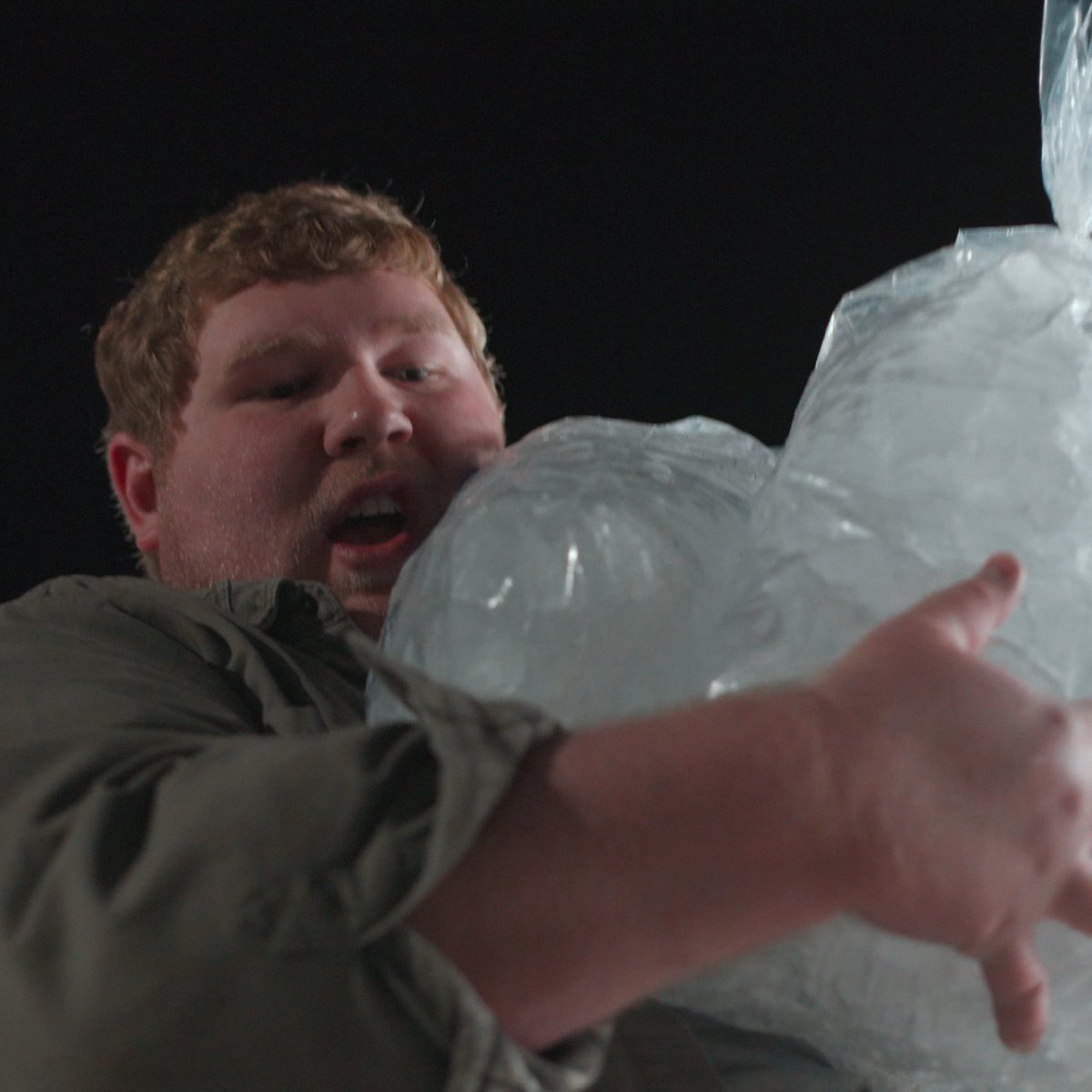 That is a LOT of ice… 🫠 Watcha up to there, Geoff? 🪓😳