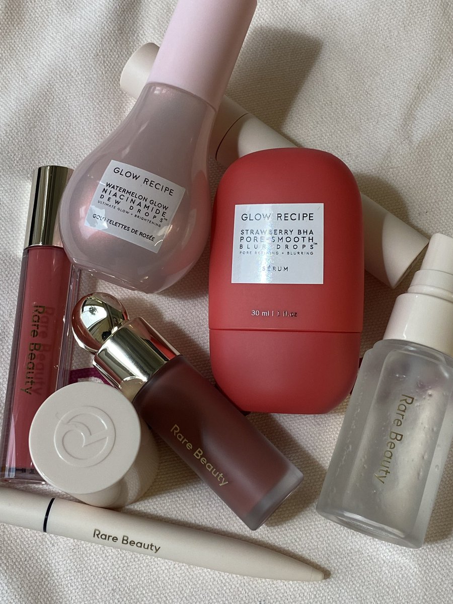 Rare Beauty tweet media