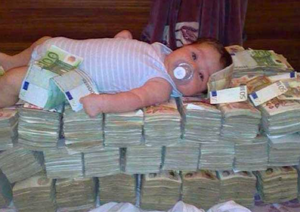 picotop's tweet photo. i am acclimating my son to wealth as early as possible

most doctors say it's unsafe to lay your child on a bed of dollar bills until they're a toddler - I'll be starting on day one

this is how you raise a profitable trader https://t.co/u6oOFKDfn2