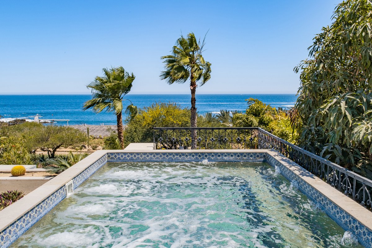 CaboVillas.com tweet media