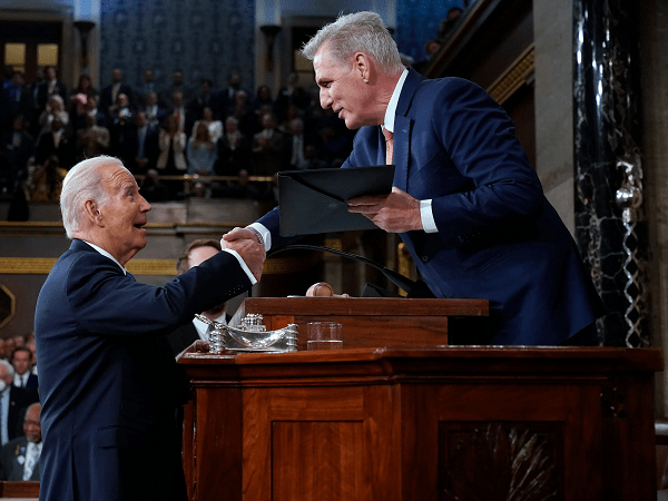‘With Republicans Like These, Who Needs Democrats?’ Top Conservatives Slam McCarthy-Biden Agreement southernnation.org/politics/with-…
#FreeDixie #DeoVindice #FJB