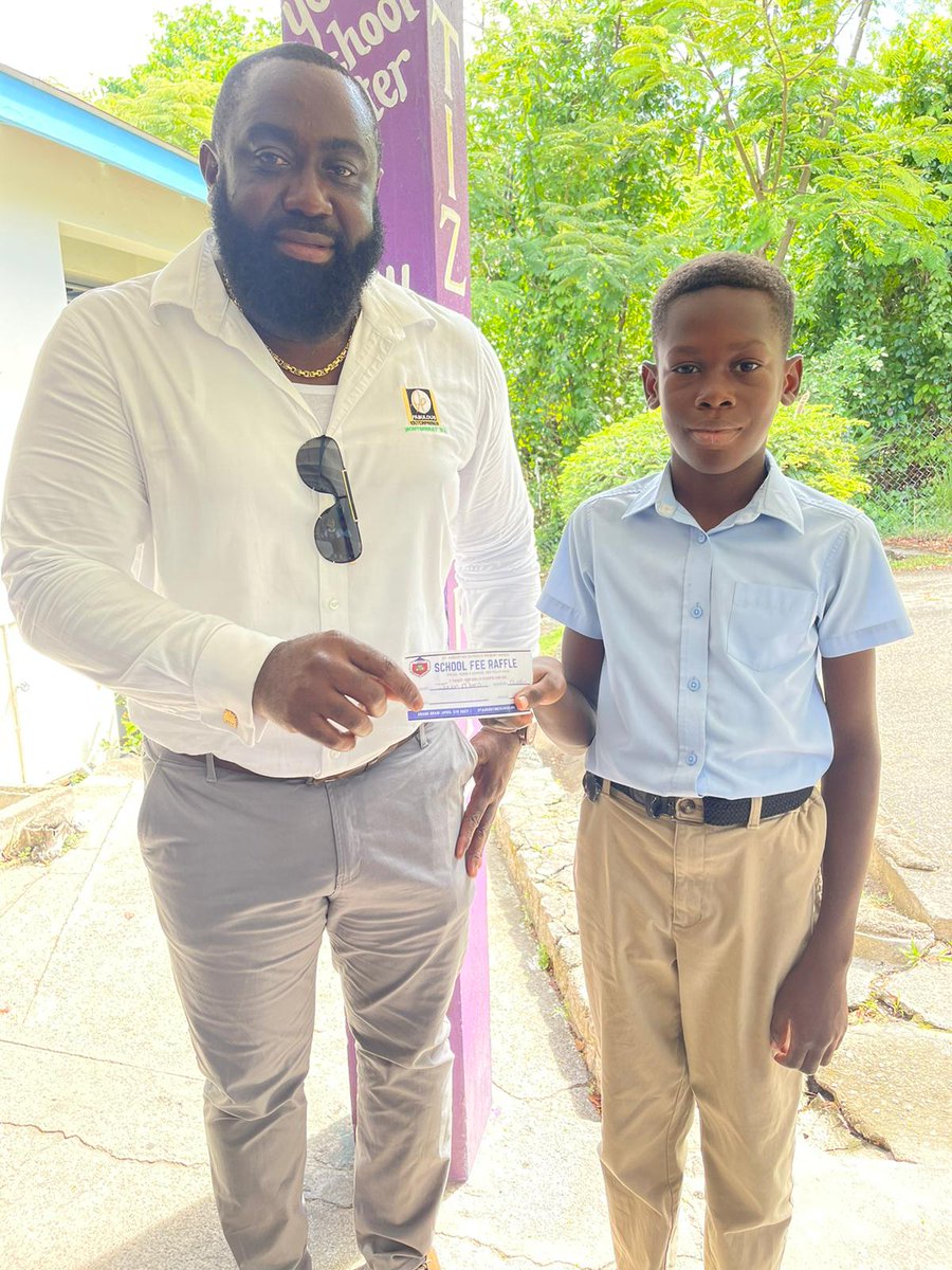 StAugustineMNI's tweet photo. Congratulations to winners of the PTA's School Fee Draw!
Diandra Bennett and Kaci Cabey (full school fees paid - term 3) 
Jayvorn Morris (half school fee paid - term 3) https://t.co/2bhI1k72SX