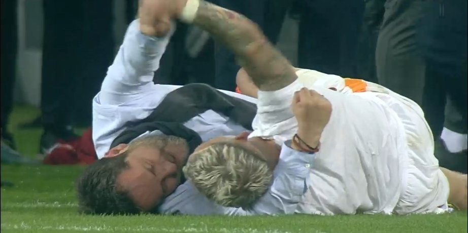 GALATASARAY BİR HİS TAKIMIDIR!