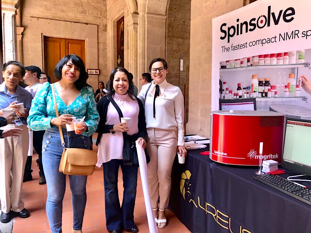 AureusMexico's tweet photo. Agradecemos a los profesores y estudiantes, que tuvieron la gentileza de visitar nuestro stand y correr algunos experimentos con el #RMNdemesa Spinsolve de #Magritek
¡Nos vemos en la próxima #AMIPRONAT! 👋
@amipronat @18ariipn
#BenchtopNMR #NMR #equiposparalaboratorio https://t.co/oLNXno5uCM