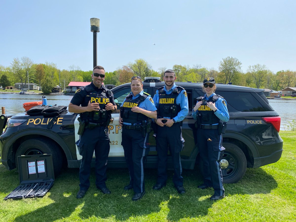 This past weekend, #NipissingWestOPP and #OPPAuxiliary members attend events in #Markstay (Family Fun Day) and #SturgeonFalls (First Responder Show) to meet with the #community. Thank you all to the members who attended and made these events successful. ^rl