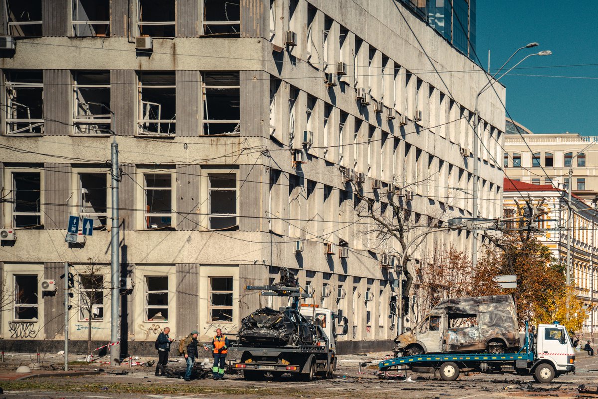 Take a look at this photo showcasing the office of the NASC, one of the parties to the Antarctic Treaty, destroyed by a ballistic missile from another party to the Antarctic Treaty. #AntarcticTreaty