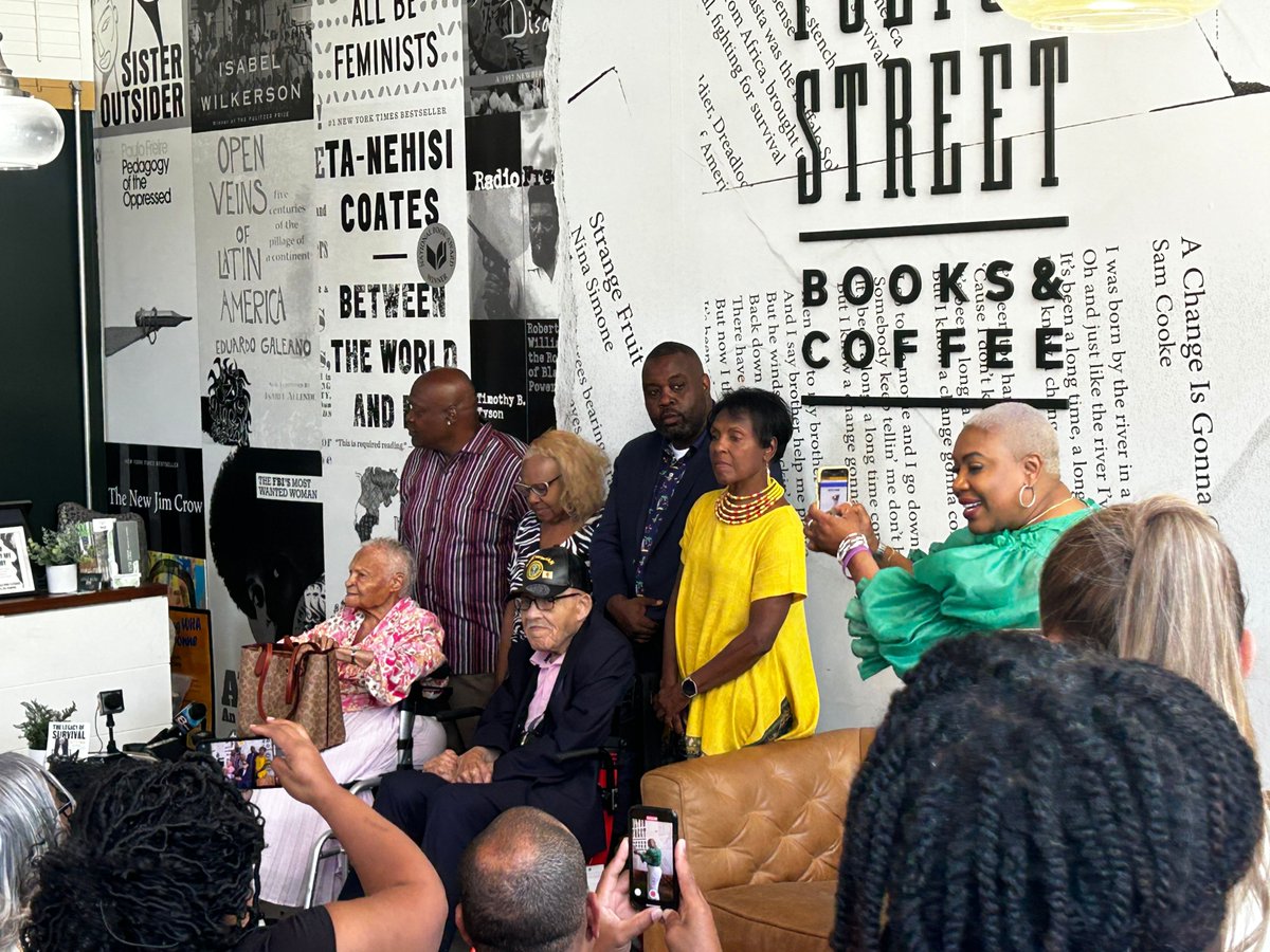 At 109 years old, Tulsa Race Massacre survivor "Mother" Viola Ford Fletcher is the oldest person in the world to release a memoir.

Her book is titled "Don't Let Them Bury My Story."
#justiceforGreenwood