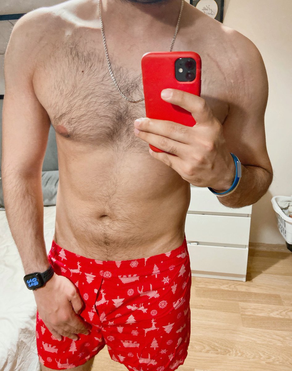 KillerQueerHere's tweet image. 🍫

#TuesdayMotivaton 
#YesFilter