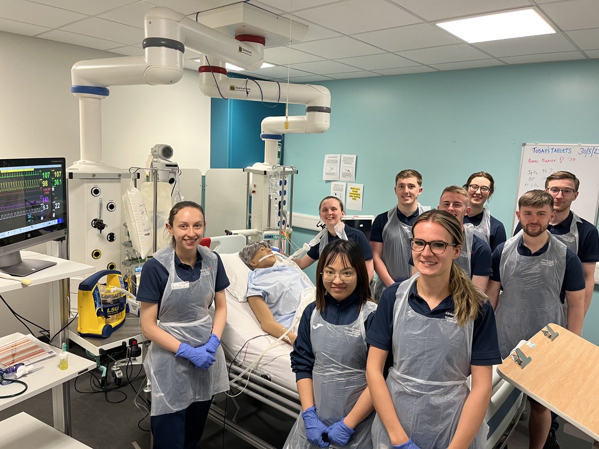 Physio@EdinNapier (@physioedinnap) on Twitter photo #ICU #simulation . Only 6 months in and managing an acutely unwell ventilated patient #teamwork. thanks to 🙏 <a href="/ENUSCSC/">ENU Simulation & Clinical Skills Centre</a> <a href="/riecriticalcare/">Critical Care at Royal Infirmary Edinburgh</a> <a href="/PhysioSocNapier/">ENU Physiotherapy Society</a> 👏 #ICU #simulation . Only 6 months in and managing an acutely unwell ventilated patient #teamwork. thanks to 🙏 <a href="/ENUSCSC/">ENU Simulation & Clinical Skills Centre</a> <a href="/riecriticalcare/">Critical Care at Royal Infirmary Edinburgh</a> <a href="/PhysioSocNapier/">ENU Physiotherapy Society</a> 👏