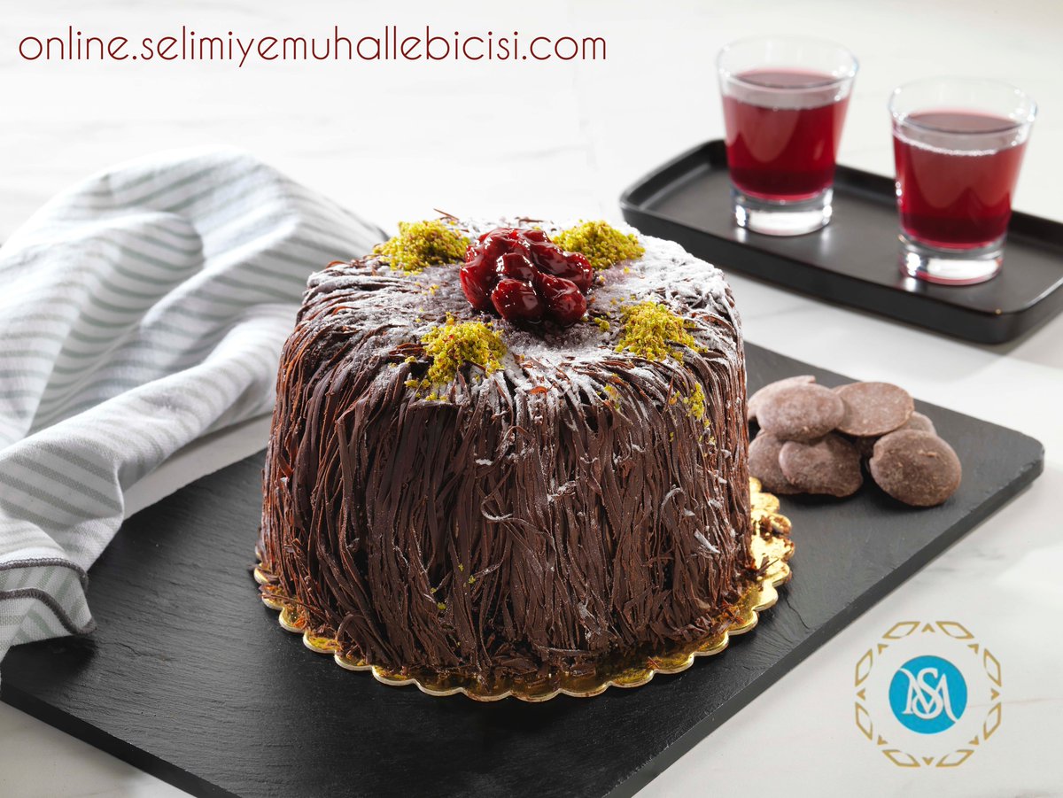 ✨Vişne Rüyası🍒

🌐 online.selimiyemuhallebicisi.com
-
#selimiyemuhallebicisi #vişnelipasta #vişne #turta #pasta #cake #cherry #cherry #foodphotography #cherryblossom #cherries #fruit #blossom #chocolate #cakedesign #cevizlibağ #arenaparkavm #istanbul