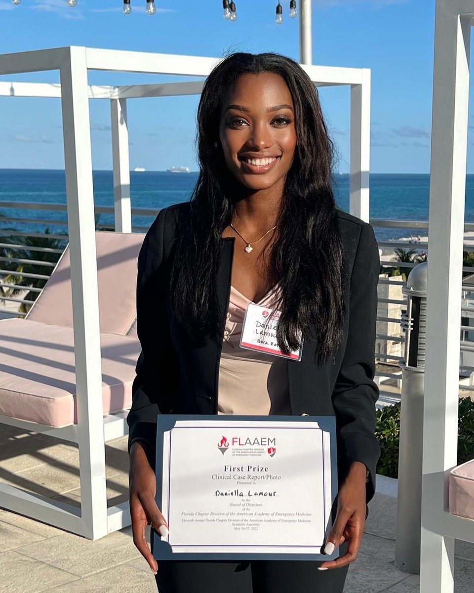Congrats Daniella on winning 1st Place for her Research Case Presentation at FL AAEM Scientific Assembly! 🎉 

#2YearsInARow #FLAAEM #ScientificAssembly #FAUEM