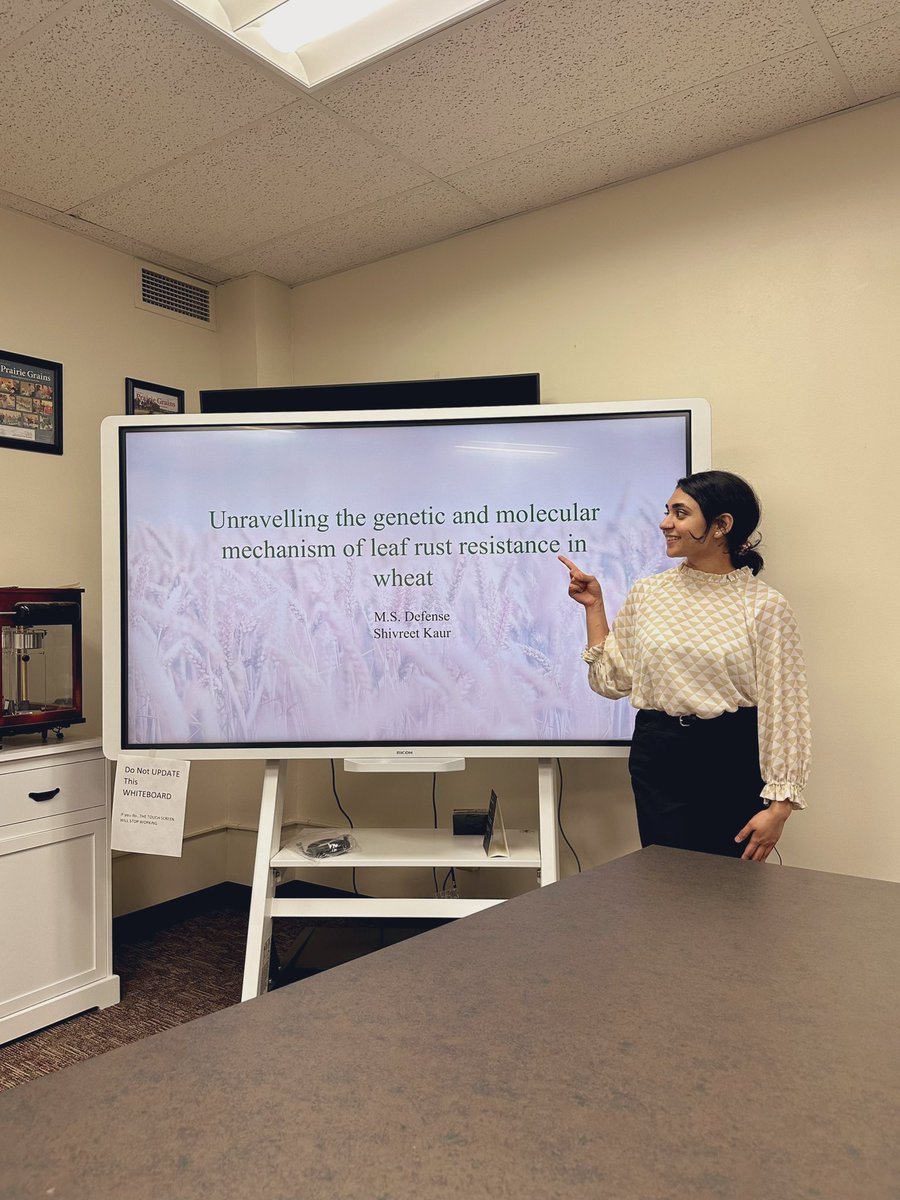 Shivreet Kaur (@shivreet_kaur) on Twitter photo And it’s a wrap…..Successfully defended my master’s in plant pathology today! Wuhuuu 🥳👩🏻🌾👩🎓. A big thank you to my advisor <a href="/ugill10/">Upinder Gill</a> and committee members <a href="/BarneyGeddes/">Barney Geddes</a> <a href="/zhhliu2004/">Zhaohui Liu</a> and Dr. Rasmussen. NDSU, you’ve been great! #gobison And it’s a wrap…..Successfully defended my master’s in plant pathology today! Wuhuuu 🥳👩🏻🌾👩🎓. A big thank you to my advisor <a href="/ugill10/">Upinder Gill</a> and committee members <a href="/BarneyGeddes/">Barney Geddes</a> <a href="/zhhliu2004/">Zhaohui Liu</a> and Dr. Rasmussen. NDSU, you’ve been great! #gobison