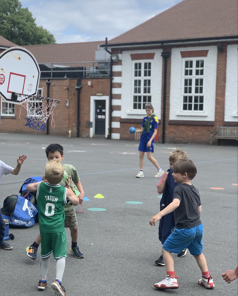 AMSportsAcademy's tweet photo. It was a Basketball and ducking and diving kind of day at sports camp🏀🏃‍♀️ ⛳️ 
https://t.co/NyPTDtdWO4 https://t.co/HyMbnojJrv