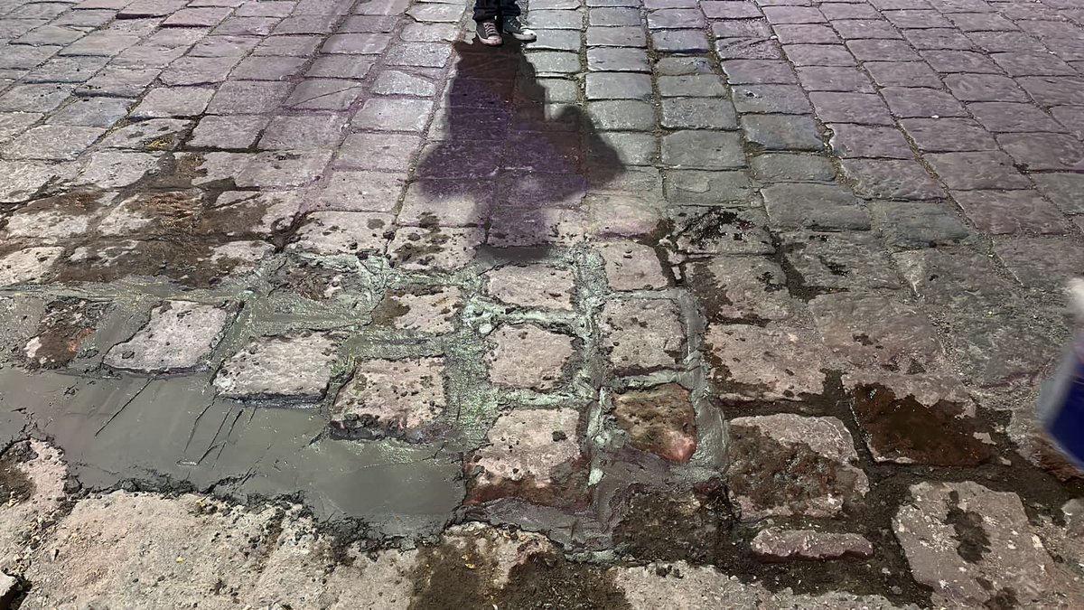 AntenaSanLuis's tweet photo. #Municipio | El #GobiernodelaCapital realiza mejoras continuas para enaltecer la belleza de nuestro #CentroHistórico
En este mismo mes se realizó limpieza profunda en 5 mil 500 metros cuadrados de espacios públicos -> https://t.co/TK9p0vgpvj https://t.co/LODbWYdKwO