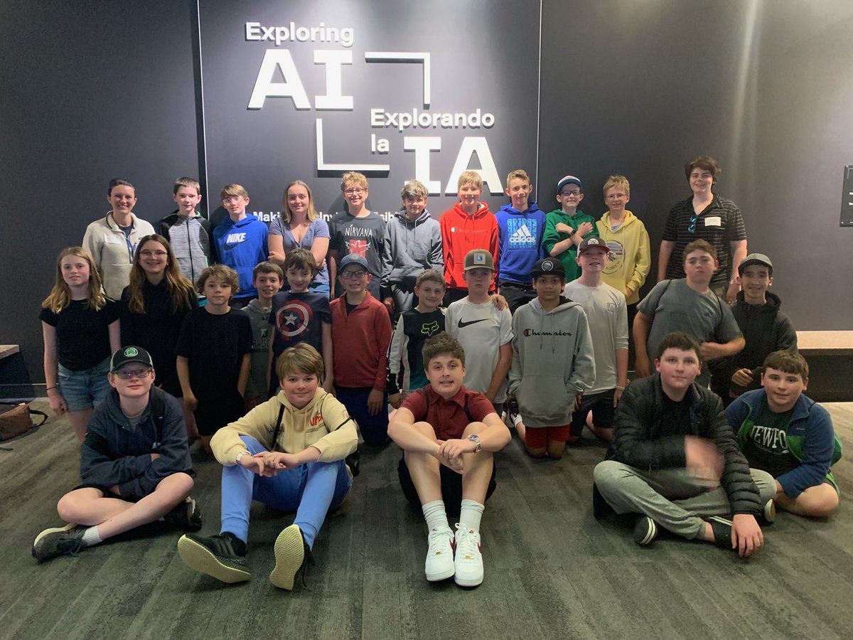 duxstem's tweet image. DMS Robotics Club had an amazing time exploring @museumofscience 
Thanks for having us!!!