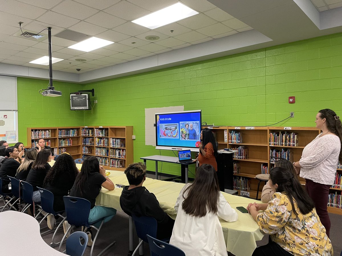 IreneZamoraSoto's tweet photo. “You will never be completely at home again, because part of your heart will always be elsewhere.” Happening now @UCPSNC #UCPSDLI 5th term @ParticipateLrng teachers’ farewell! ❤️❤️❤️ You guys will be missed! #UnitingOurWorld https://t.co/XfQ01lau8I