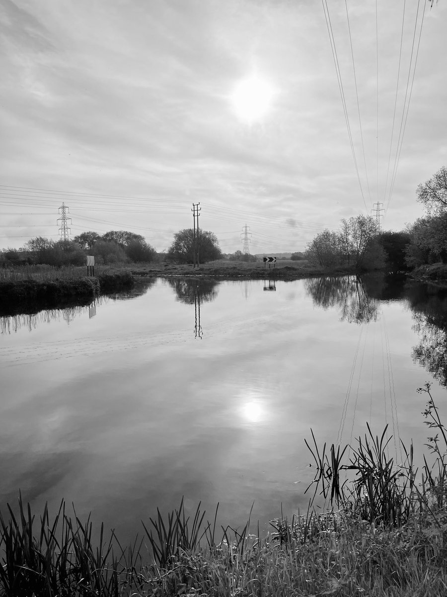 #blackandwhitephotography River Soar & Grand Union Canal merges, Bishop Meadow, Loughborough, Leicestershire