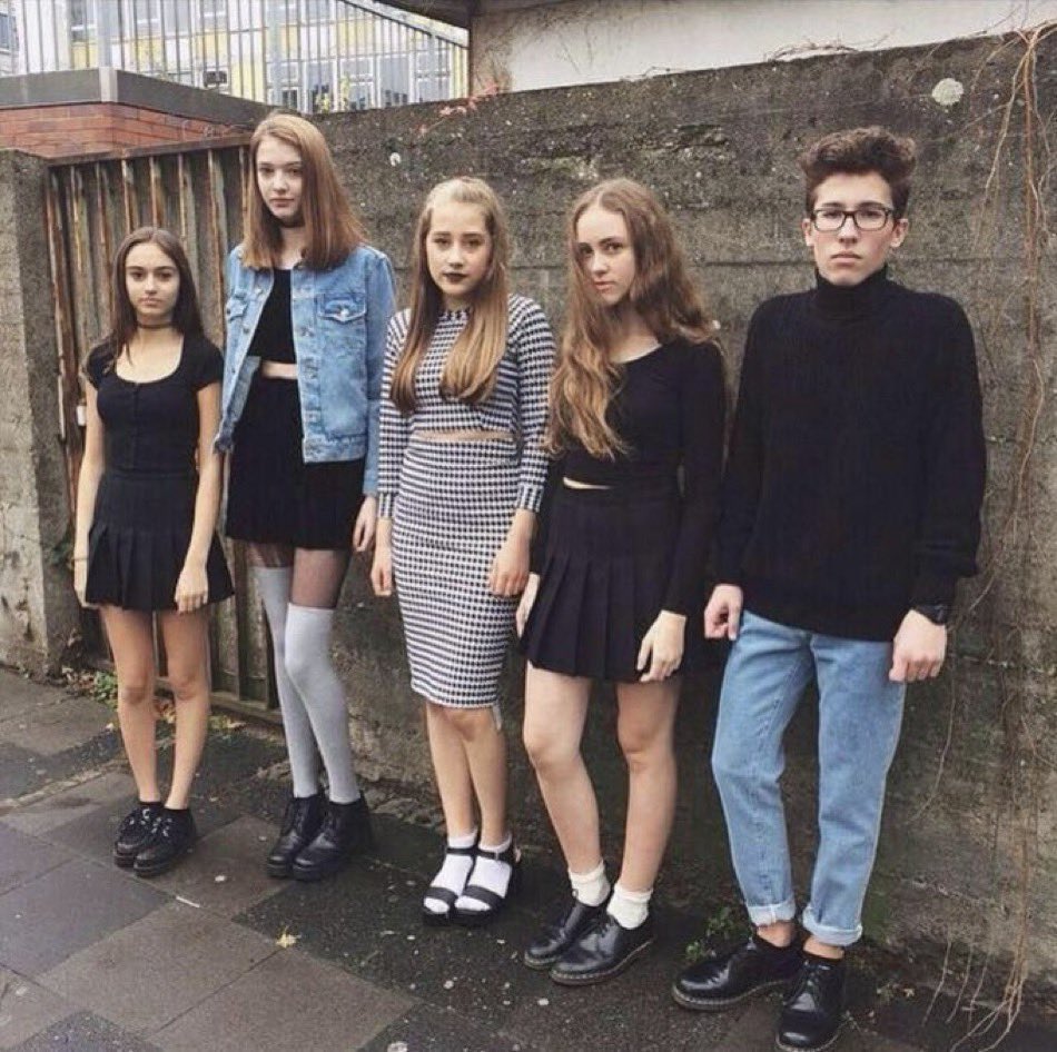 las niñas y yo después de tomar la pastilla pinterest