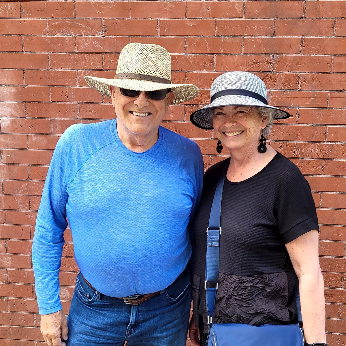Great couple in a couple of great hats!
#thehablovesyou #thanksforthesupport #hats #hatoftheday #hataddict #peopleareimportant #community #menshats #ladieshats #exchangedistrict #shopsmall
