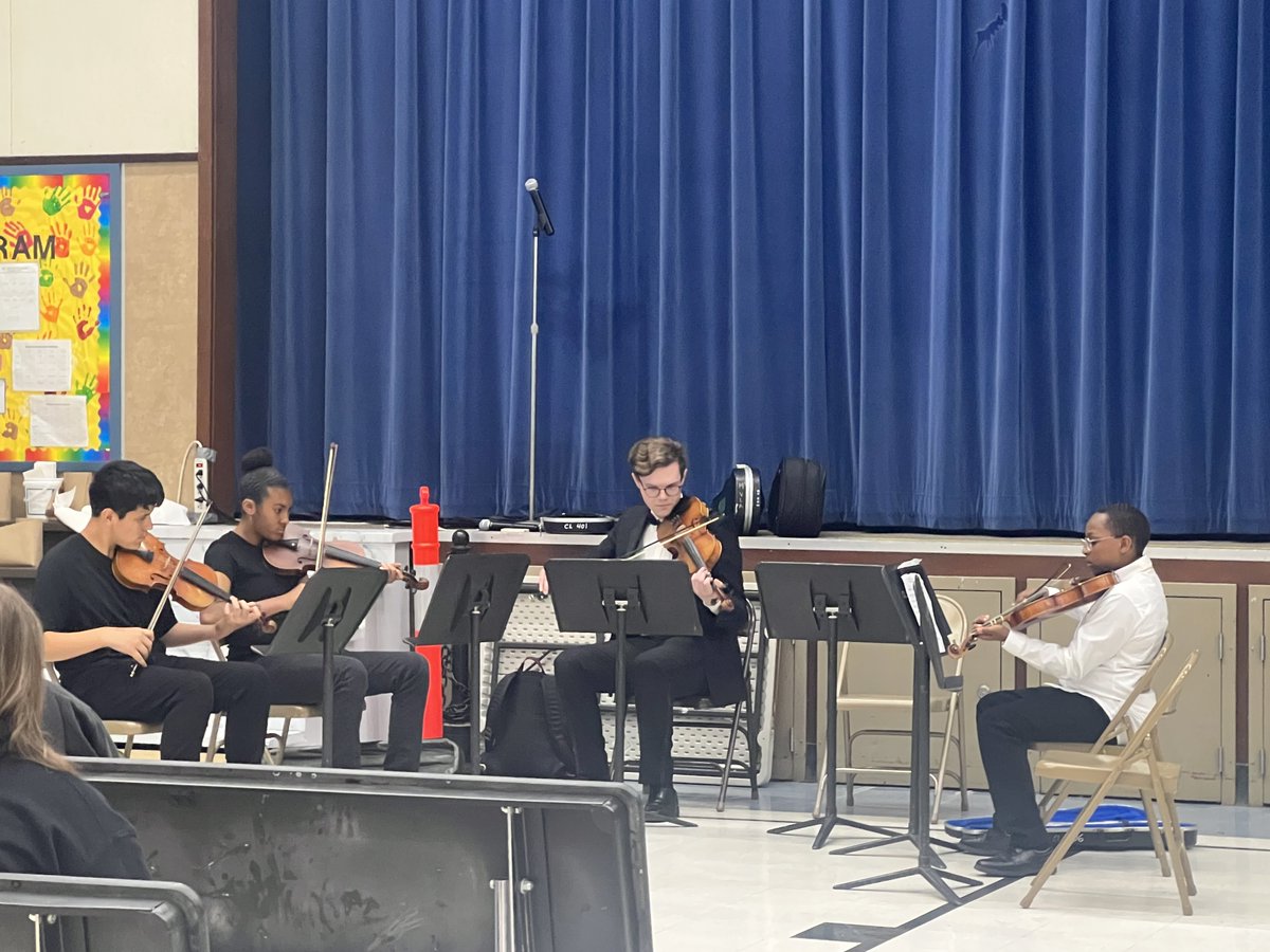 We wish everyone a wonderful last week of school! This year has been full of fun events showcasing all Claudia Landeen offers to students and community members.

Last week's #SpringConcert was one of many great evenings for Mariner families this year! #MusicInOurSchools