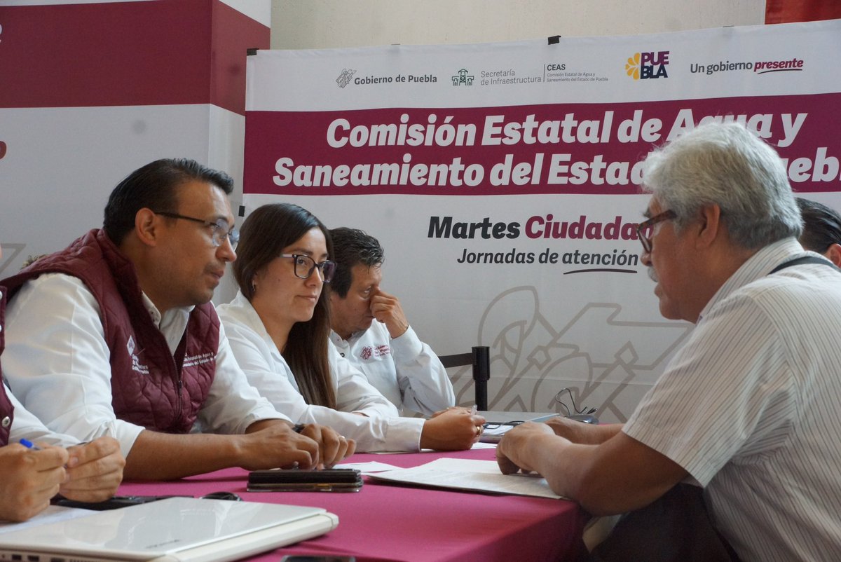 #MartesCiudadano | El gobernador @SergioSalomonC acudió a la jornada de atención en #Atlixo. Con #UnGobiernoPresente escuchamos y atendemos las necesidades de las y los poblanos. 
@Gob_Puebla 
@JuanPablo_CC22 
#HagámosloJuntos
#PorPuebla