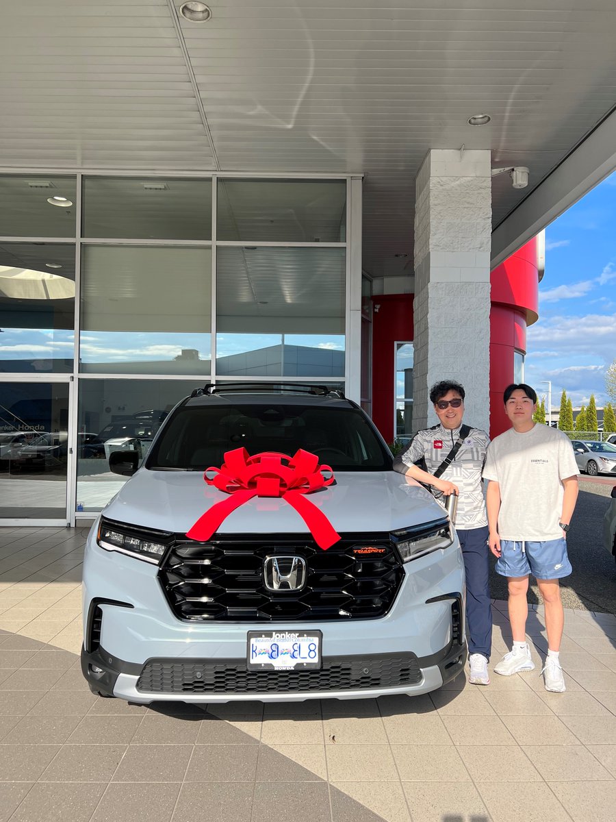1/2 Say hello to Ricardo Sese, the most recent addition to our customer-focused Sales team! Ricardo only joined the Jonker Honda team in mid-April and has already made a huge impact with our clients and staff.