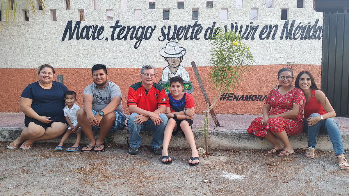 Enamora_Merida's tweet photo. Mare, tengo suerte de vivir en Mérida… #EnamoraMérida

Calle 81 A # 301 x 15 poniente Unidad Morelos

@VisitMeridaMx  @montsepastranae https://t.co/y9S11YI19M