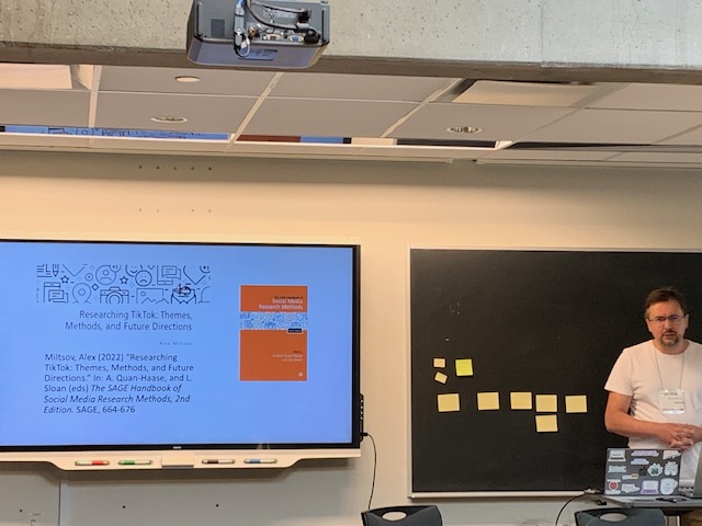 @alexmiltsov of @UBishops Sociology speaking about his recently published chapter Researching TikTok: Themes, Methods, and Future Directions bitly.ws/G9Xq @csa_sociology #Congress2023