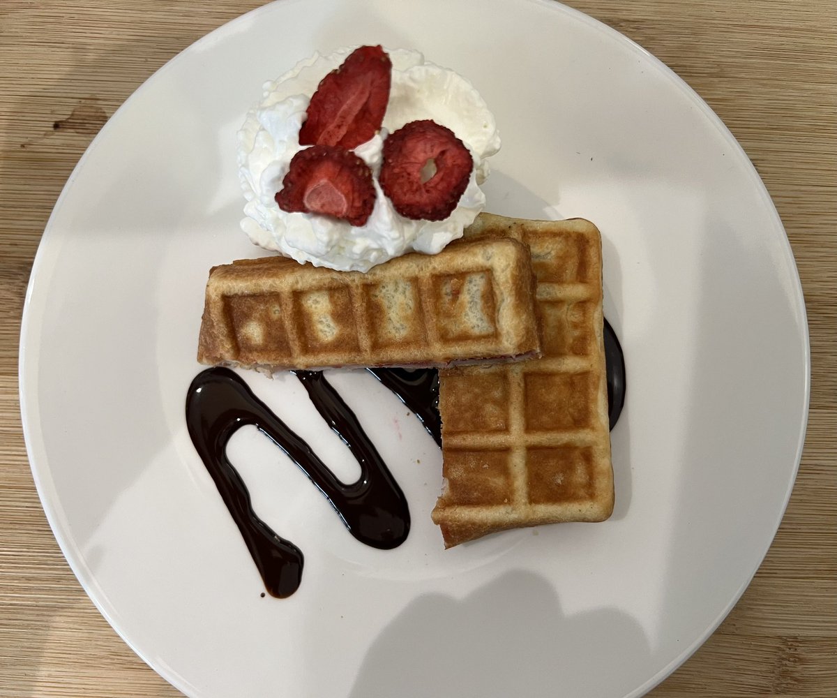 For Breakfast or a snack, our New Belgian Waffles are DELICIOUS! Try either Custard Filled or Mixed Berry and ask our barista to top it with some fresh whipped cream and strawberry purée! Mm mm mm … a little taste of heaven
#bncafe #bncafeapp #bookstagram #skiptheline #breakfast