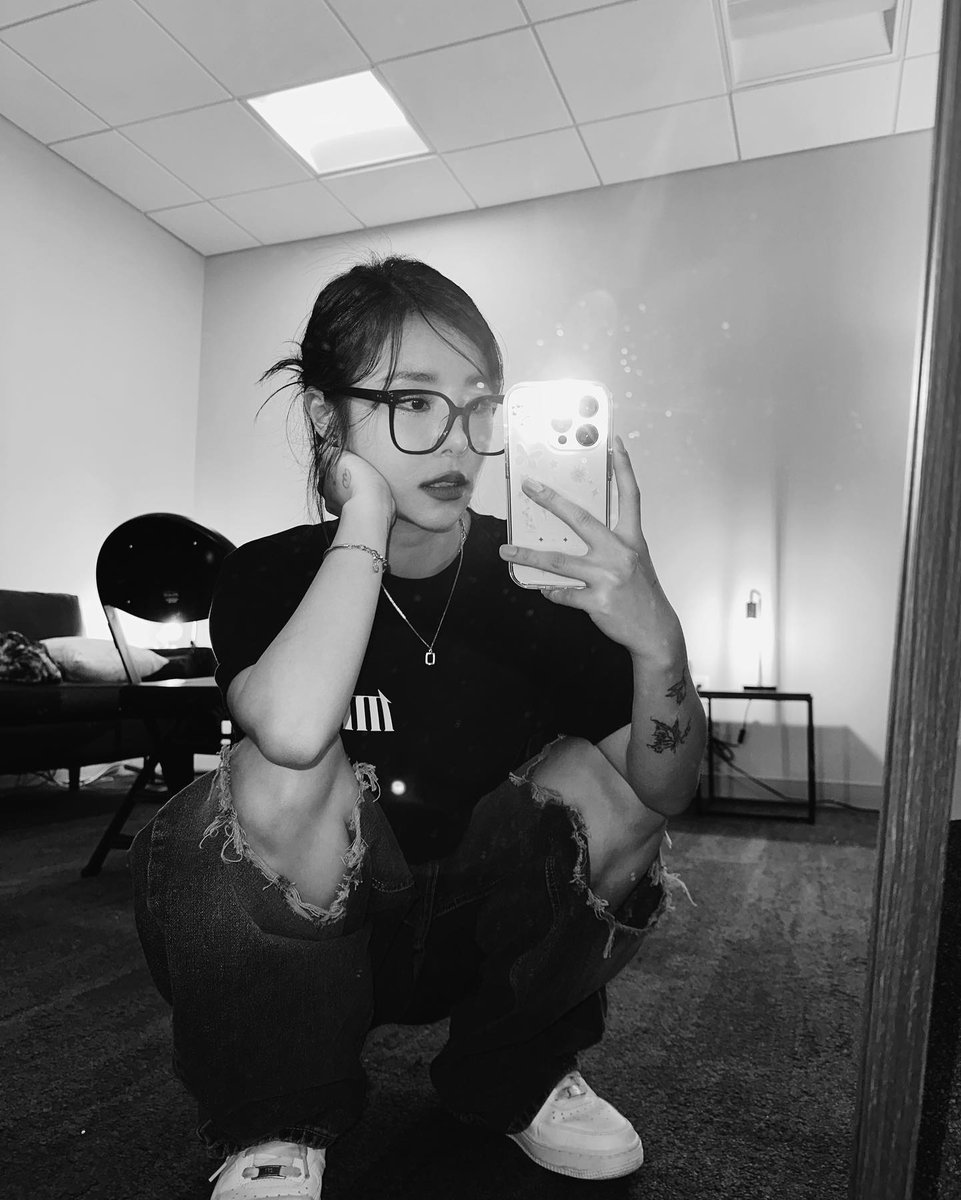 TheL1veSupport's tweet photo. WHEEIN publicó algunas fotos de del Tour En USA.
" Chicago 🔥 "
#WHEEIN #휘인 #MYCON_Chicago https://t.co/F5HAIQ0oQW
