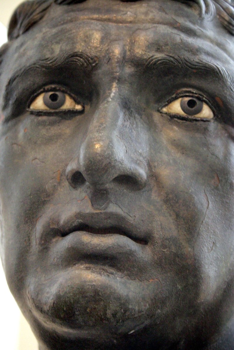 Face-to-face with #History 

This bronze head of a man, found on the Island of Delos, #Greece, in 1912, is one of the most extraordinary examples of Hellenistic art. It dates back to the 1st century BC and is famous because of its incredible beauty and expressiveness