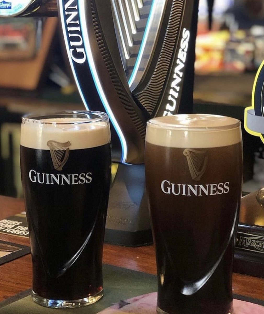 A fresh pint of Guinness is calling! 😍

Our doors open tomorrow from 4pm until 11pm; see you there. 🍻

.
.
.
#deacons #craftbeer #salisbury #localpubs #freehouse #fishertonstreet #independent #realale #timeforwiltshire