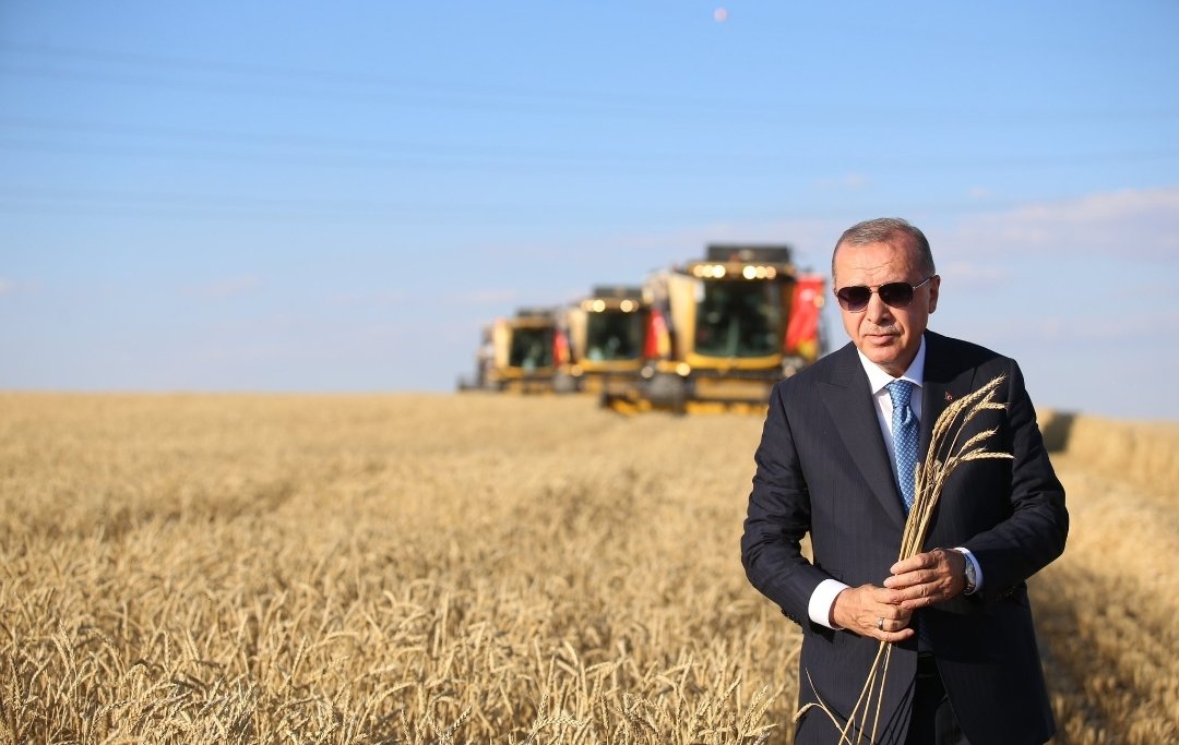 Adam dünyayı pezevenklerin elinden kurtardı.