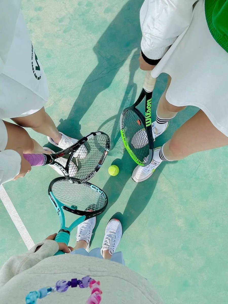 Viola9028's tweet image. Every get-together is short and enjoyable #sports #tennis #girlfriends #get-together #friendship