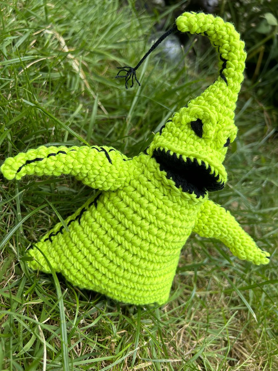 So guess who I made👀… he’s mine… hands off👁️👄👁️
💚#crochet 
#nightmarebeforechristmas