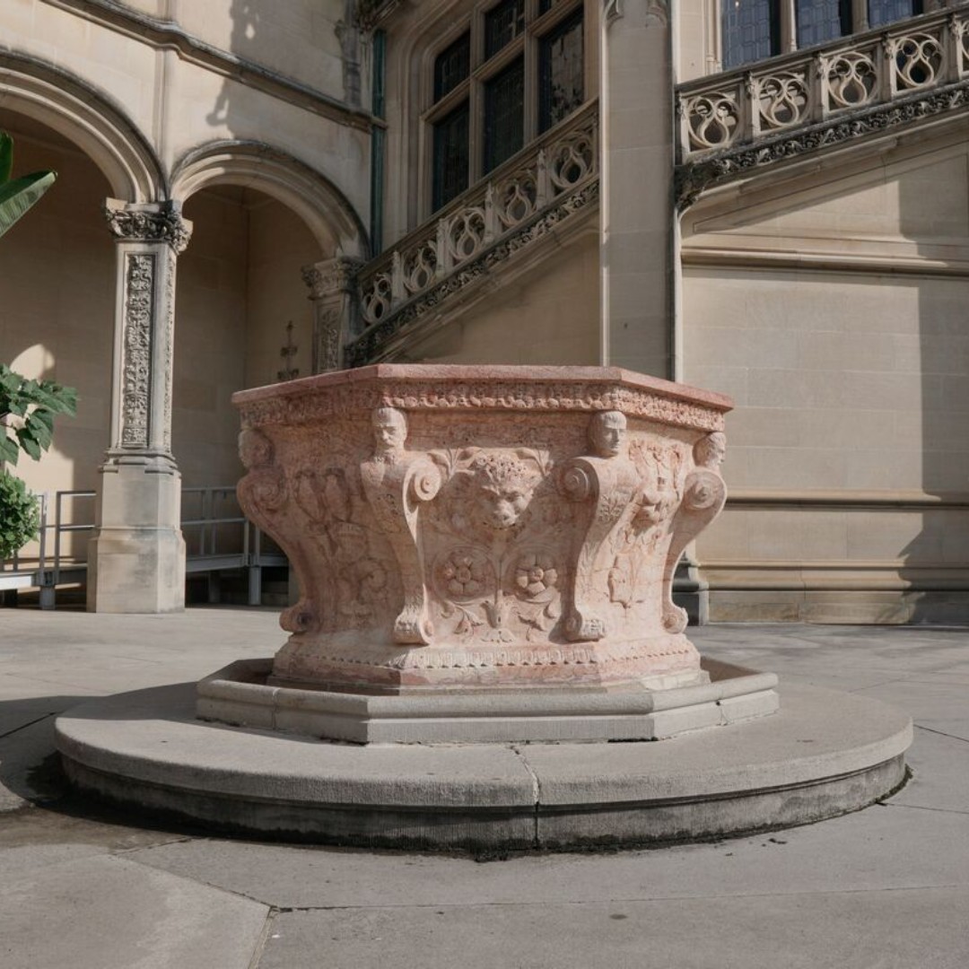 This wellhead was likely originally used to decorate and protect an active well in Venice during the Italian Renaissance. 

Take a deeper dive with a visit to 'Italian Renaissance Alive', a @GrandeExAus exhibit: bit.ly/3oCfEa9