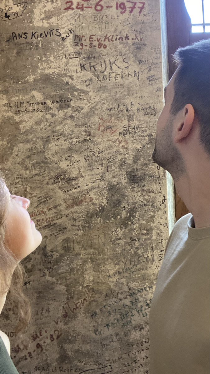 Three years after graduating from <a href="/UniLeiden/">Universiteit Leiden</a>, the ceremony interrupted by covid finally took place. We got the chance to sign our names in the ‘Sweat Room”, right next to those of Churchill’s and Mandela’s. The cherry on top of what was the best formative experience of my life.