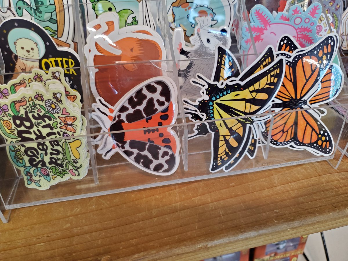School's out & it's a great time to explore the outdoors. Consider an insect hunt with your kids. How many bugs can you find? Remember to hydrate while out. We've got fun new insect stickers in our Discovery Gift Shop if your water bottles need new decor. #EntoTuesday #Butterfly