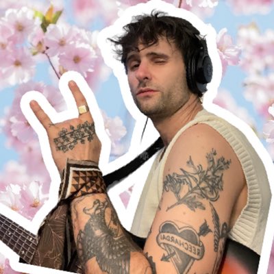 ChrisGaelan's tweet photo. #NewProfilePic https://t.co/YsnVZExg4O