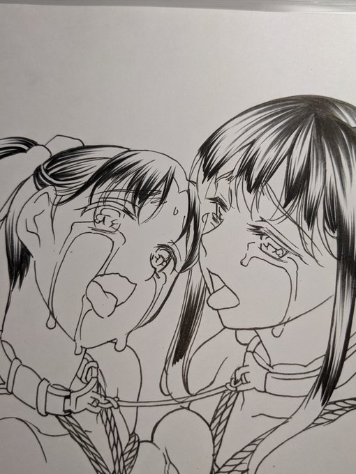 すみません。
本当なら『茉里香さん』の仕上げを優先させなきゃなんですけど、ちょっとカラー何枚か描かせて下さい💦💦
🙇🙇🙇 https://t.co/4BNw6rQsYC