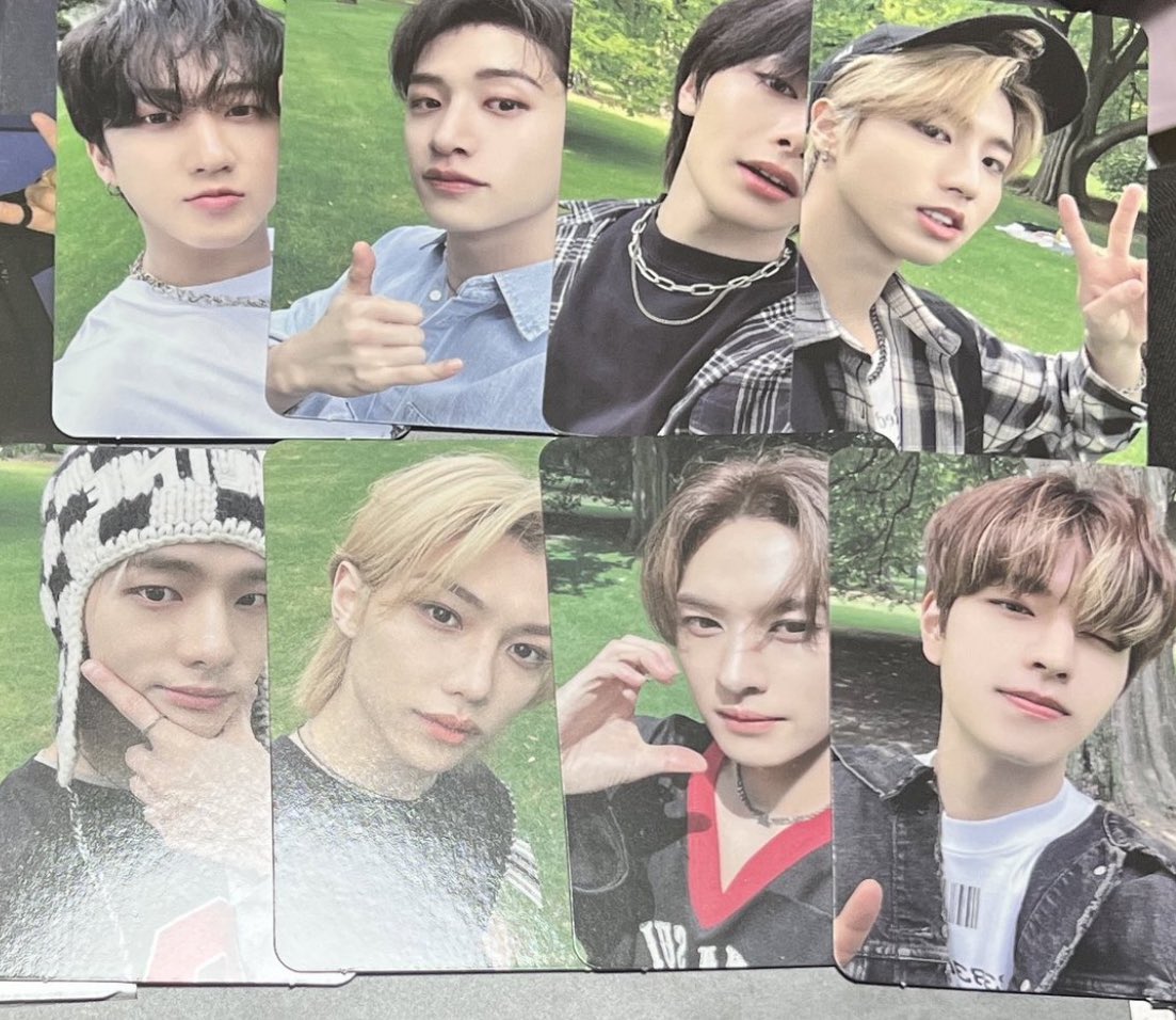 스트레이키즈 스키즈 특전  특 5star   양도

미공포1세트 8장만

사웨-14.0

준등기 +0.18

현물 ⭕️ 내일 바로 배송 가능 

ktown4u 스키즈 스트레이키즈 승민 방찬 리노 창빈 한 필릭스 현진 승민 아이엔 포카 poca 특 5star 위드뮤 이즈위 뮤코