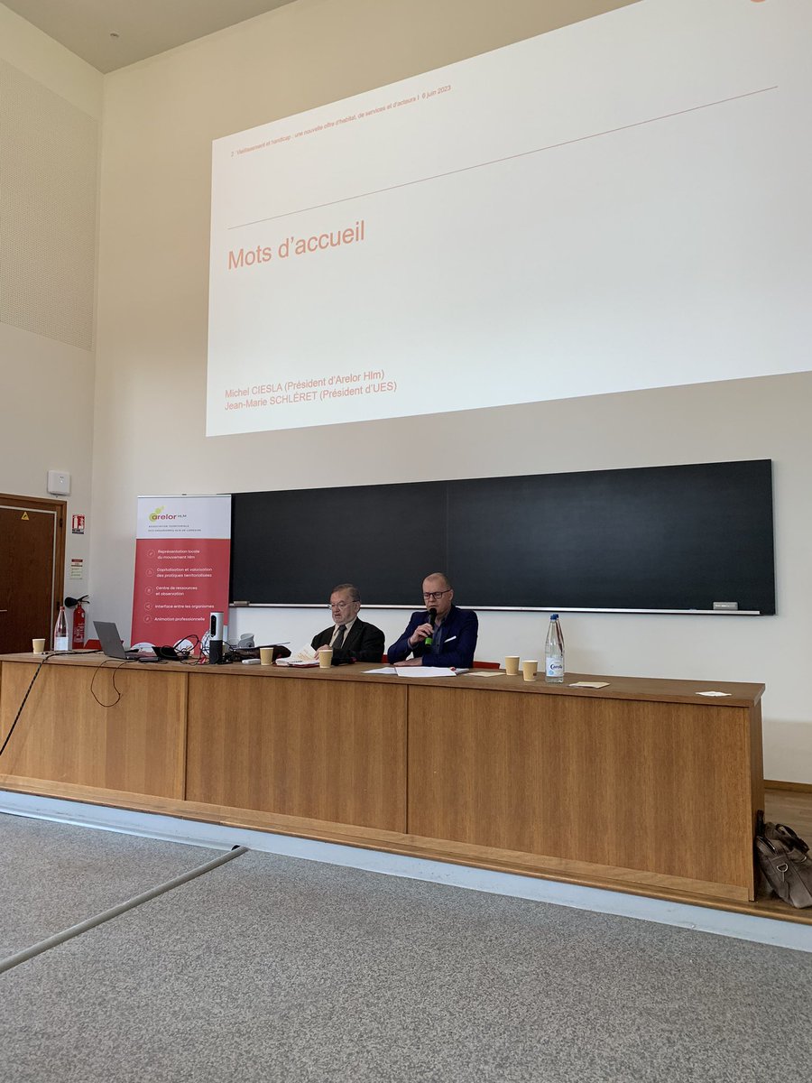 Vieillissement et handicap dans le parc social : une nouvelle offre d’habitat, de services et d’acteurs était le thème du séminaire qui a rassemblé 80 participants.
Merci aux participants et aux intervenants pour cette journée riche en informations et échanges.
<a href="/UnionHlm/">UnionHlm</a> <a href="/FNARhlm/">FNAR</a>
