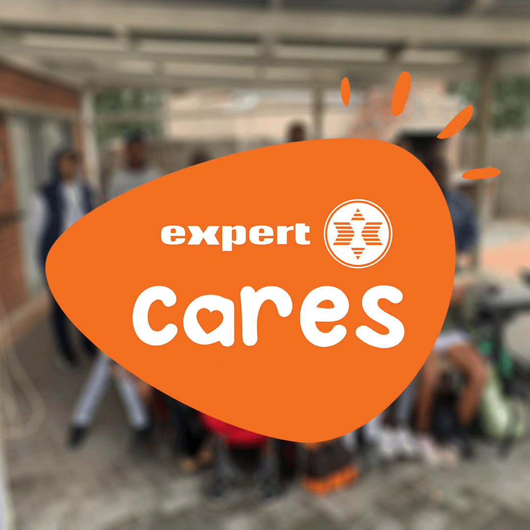 expertstores_sa's tweet photo. 🎾Introducing #EmntsalaniJuniorTennisClub, a non-profit organization dedicated to nurturing the next generation of tennis stars and promoting the sport among youth.

Join us in this incredible journey of nurturing young talent and shaping future champions!🥎

#ExpertCares https://t.co/psPsF2ENFC